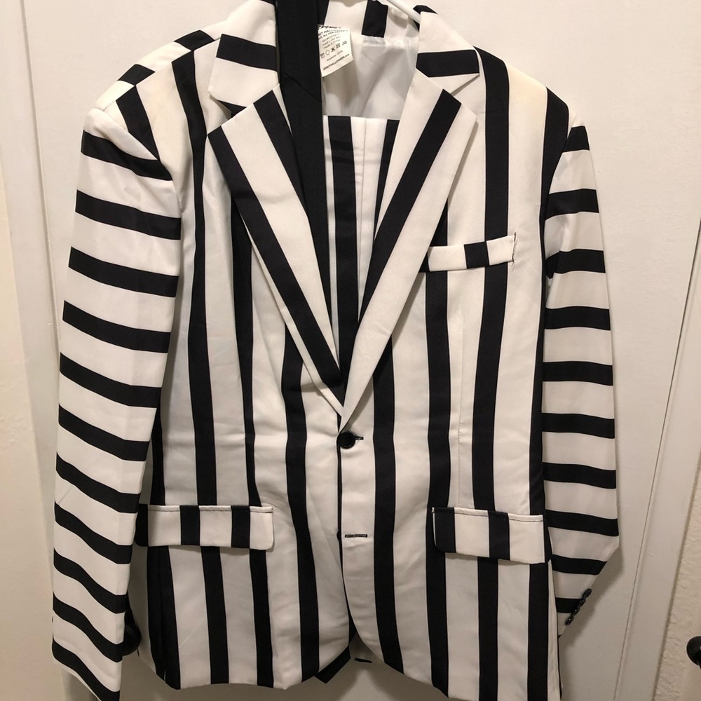 Beetlejuice Halloween Costume